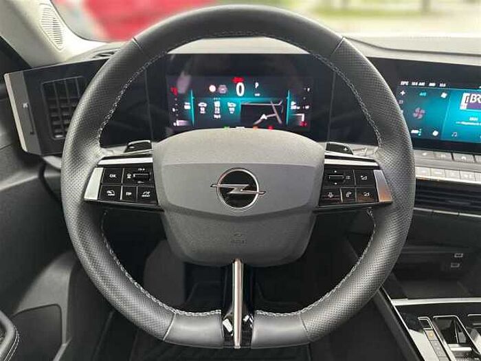 Opel Astra Elagance 130Ps Automatik Navi PDC Kamera Carplay uvm.