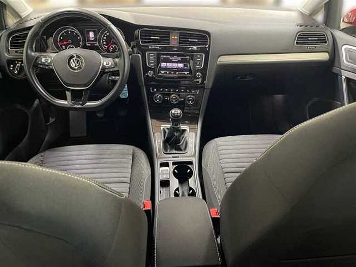 Volkswagen Golf 1.4 TSI BMT CUP Klimaaut. Navi PDC SHZ