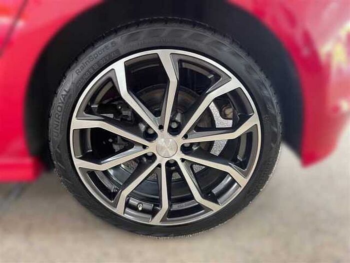 Volkswagen Golf 1.4 TSI BMT CUP Klimaaut. Navi PDC SHZ