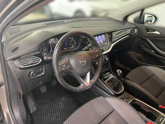 Opel Astra Elegance 1.2 Navi SHZ LHZ Kamera PDC AHK
