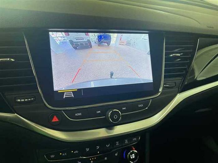 Opel Astra Elegance 1.2 Navi SHZ LHZ Kamera PDC AHK