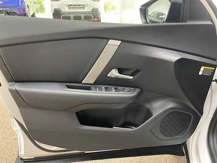 Citroen C4 Puretech Navi Klimaaut. Kamera SHZ