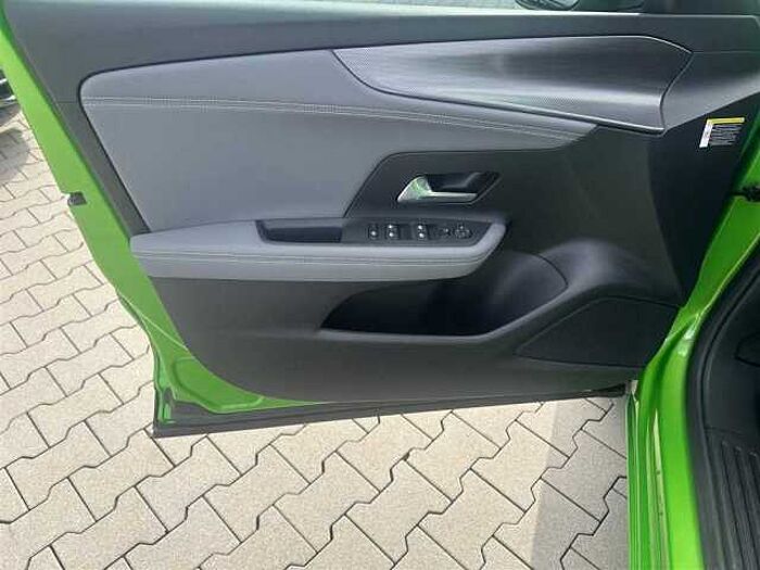 Opel Mokka Elegance Navi Klima PDC LED Kamera CarPlay uvm.