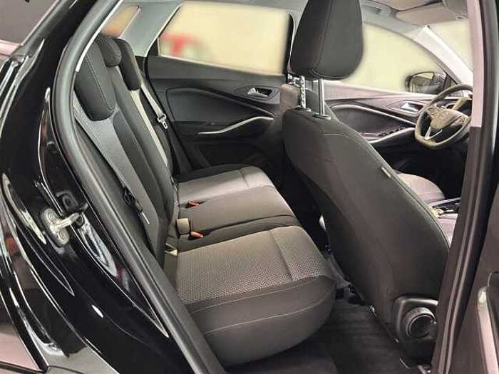 Opel Grandland X Enjoy 1.20 Automatik PDC Klimaautomatik LED Navi