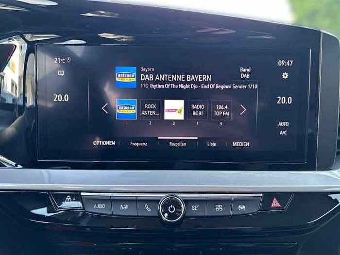 Opel Mokka Elegance 130Ps Automatik Navi Kamera LED PDC SHZ Carplay uvm.
