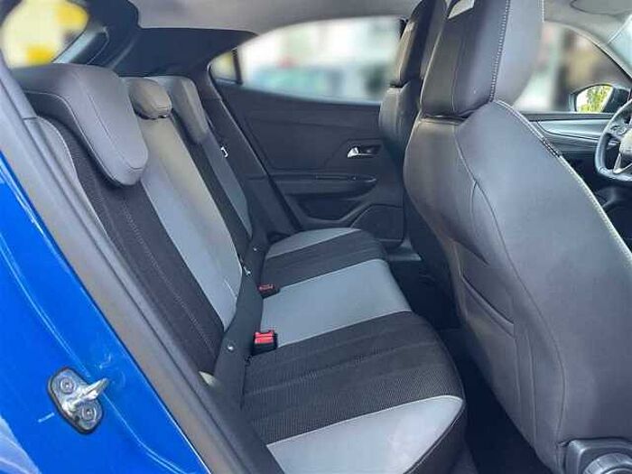 Opel Mokka Elegance 130Ps Automatik Navi Kamera LED PDC SHZ Carplay uvm.