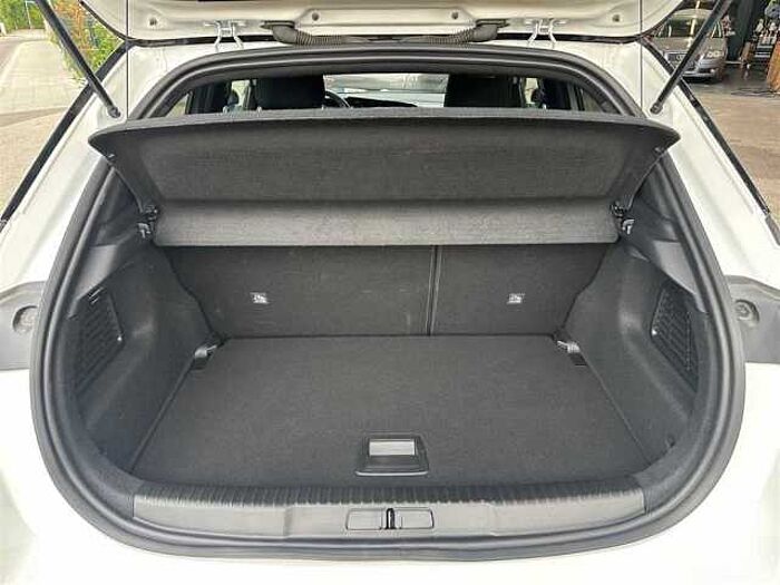 Opel Mokka-e Ultimate Navi Alcantara PDC ACC SHZ Carplay uvm.
