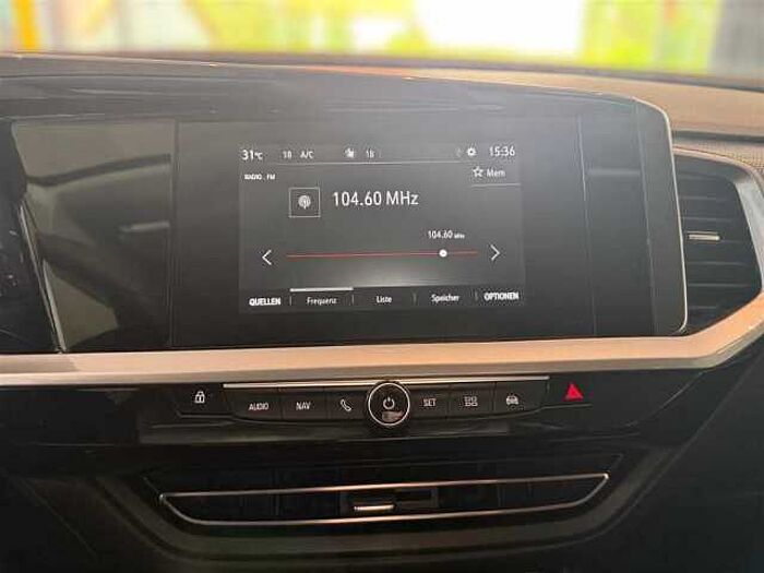 Opel Grandland X 1,2 Direct mit Sitzheizung Alcantara Leder CarPlay Lederlenkrad