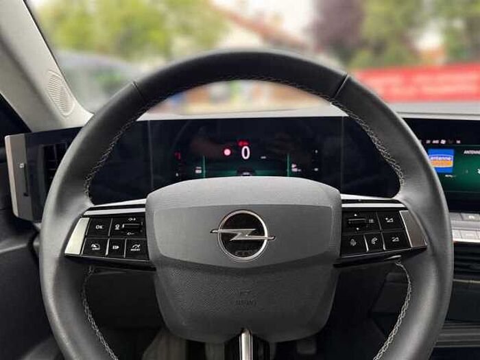 Opel Astra 1,2 Elegance mit Rückfahrkamera Abstandstempomat Klimaautomatik CarPlay