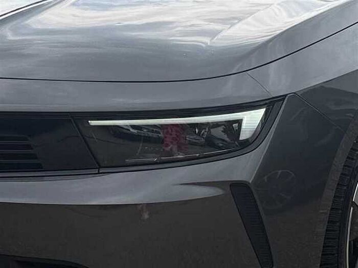 Opel Astra 1,2 Elegance mit Rückfahrkamera Abstandstempomat Klimaautomatik CarPlay