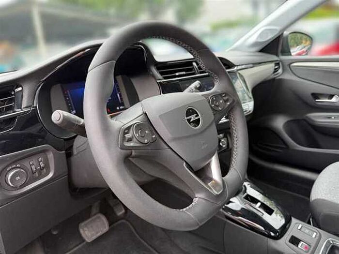 Opel Corsa 1.2 Turbo mit Rückfahrkamera CarPlay Lederlenkrad Klimaanlage