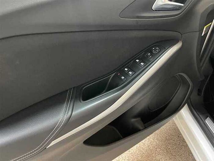 Opel Grandland X 120 Jahre 1.2 Klimaaut.Navi Kamera SHZ