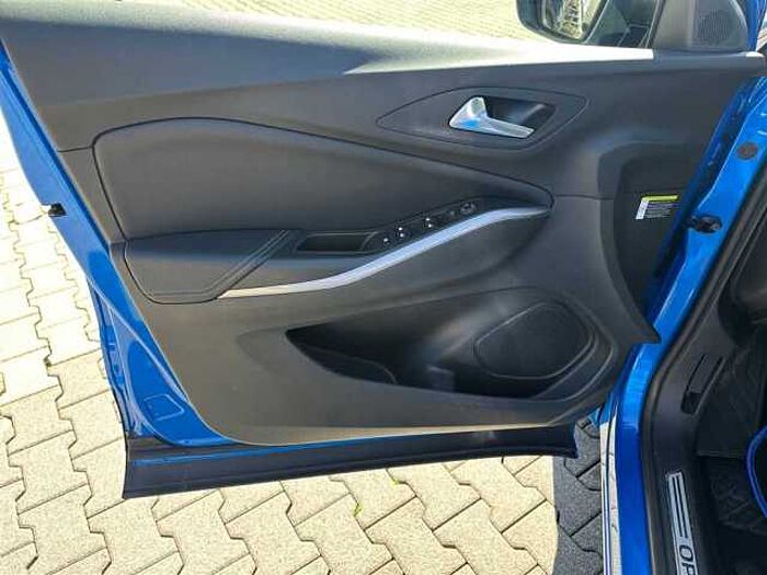 Opel Grandland X Ultimate Hybrid Navi Leder Kamera Led ACC Carplay uvm.