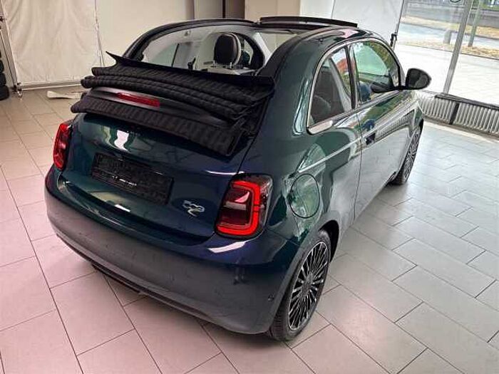 Fiat 500e La Prima Cabrio PDC Rückfahrkamera LED KeyLess Navi