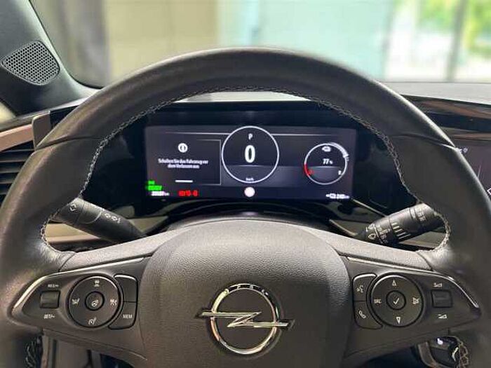Opel Mokka Ultimate PDC Rückfahrkamera Sitzheizung LED KeyLess Navi Abstandstempomat