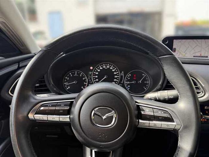 Mazda CX-30 2.0 Homura SKYACTIV mit Sitzheizung Rückfahrkamera BOSE Soundsystem Head-U
