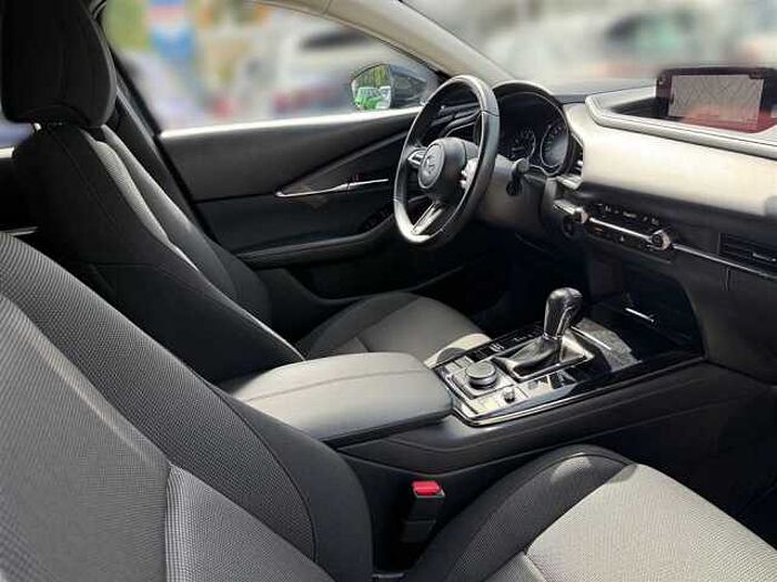 Mazda CX-30 2.0 Homura SKYACTIV mit Sitzheizung Rückfahrkamera BOSE Soundsystem Head-U
