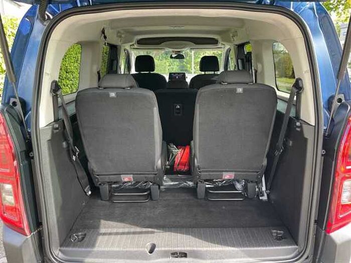 Citroen Berlingo Klimaaut. Kamera Navi PDC 7 Sitze