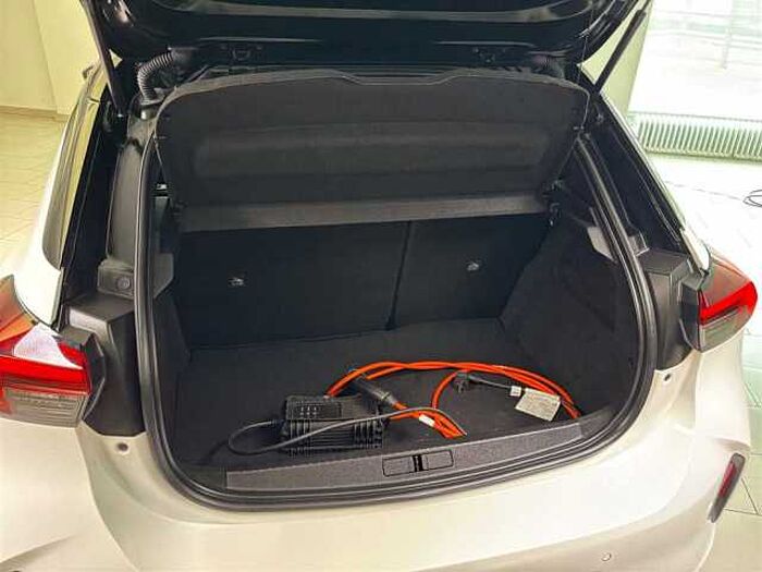 Opel Corsa GS Rückfahrkamera PDC Klimaautomatik LED KeyLess Sitzheizung Navi