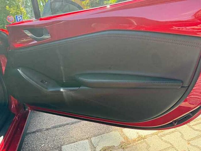 Mazda MX-5 2.0 Sports-Line mit Navi Ledersitze Sitzheizung Lederlenkrad Einparkhilfe h
