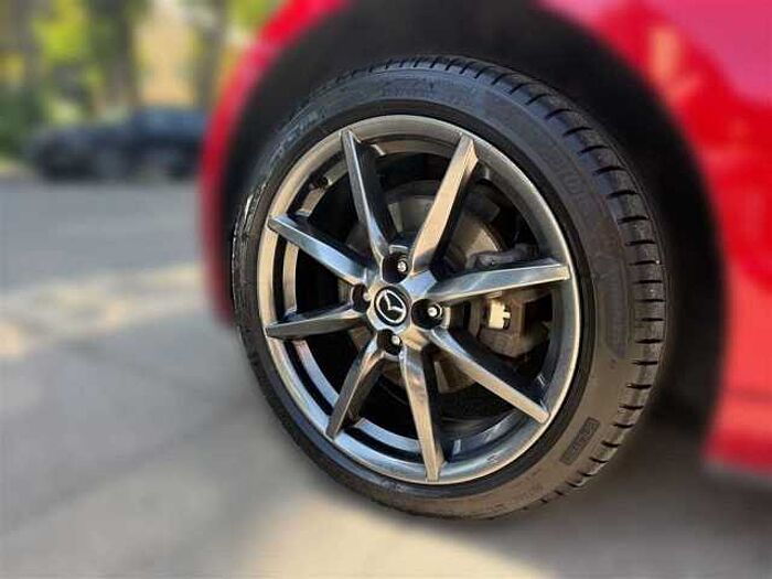 Mazda MX-5 2.0 Sports-Line mit Navi Ledersitze Sitzheizung Lederlenkrad Einparkhilfe h