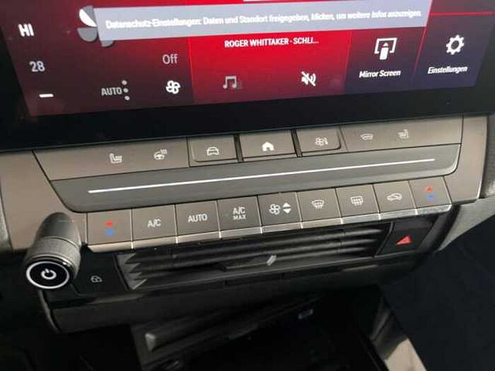 Opel Astra Ultimate Schiebedach Navigation Einparkhilfe Automatik uvm.