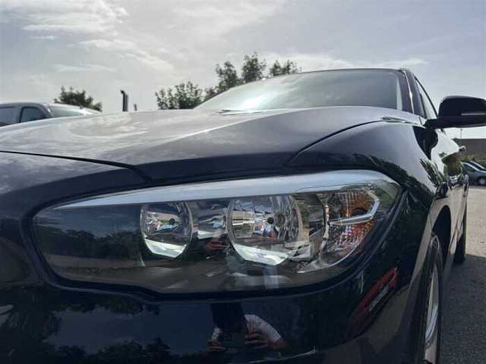 BMW 116 i Navi, Klimaaut. , Sitzheizung, PDC,