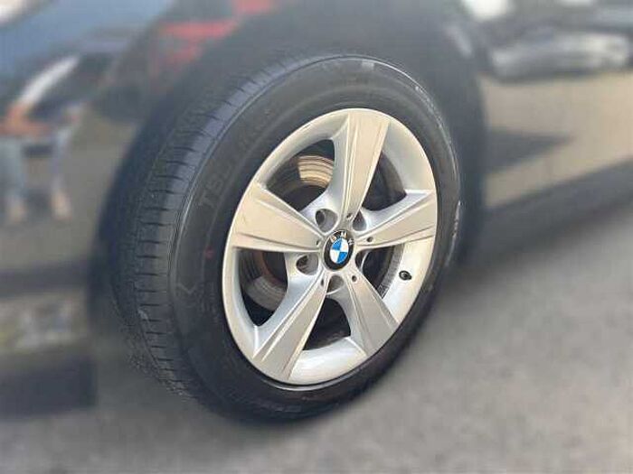 BMW 116 i Navi, Klimaaut. , Sitzheizung, PDC,