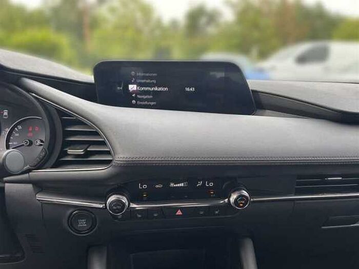 Mazda 3 Selection SKYACTIV-G 2.0 Kamera, Sitzheizung, Navi,