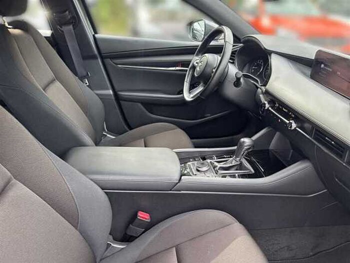 Mazda 3 Selection SKYACTIV-G 2.0 Kamera, Sitzheizung, Navi,