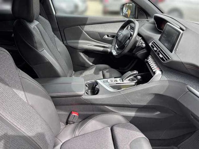 Peugeot 3008 1.6 PureTech Allure *360°Kamera*Navi*LED*Sitzheizung*