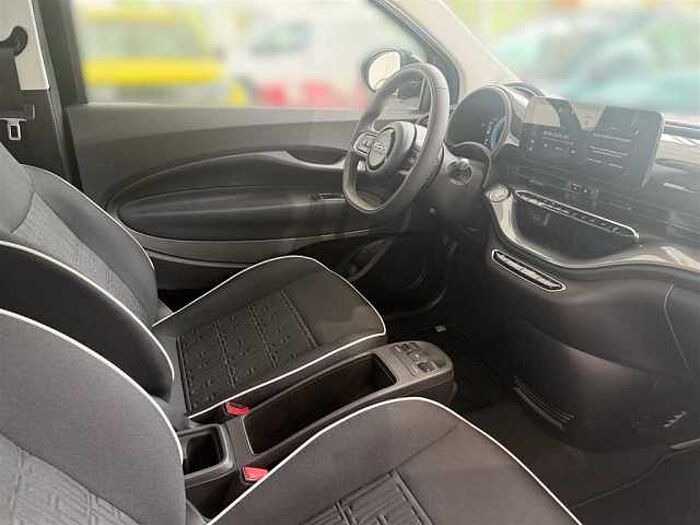 Fiat 500e KWh Automatik Keyless-Go Klimaautomatik Apple-Carplay Verkehrszeichenerkenn