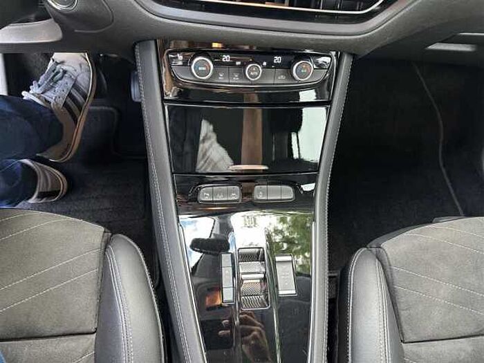 Opel Grandland X 1.2 GS LED ACC Alcantara Carplay PDC 360 Kamera Navi