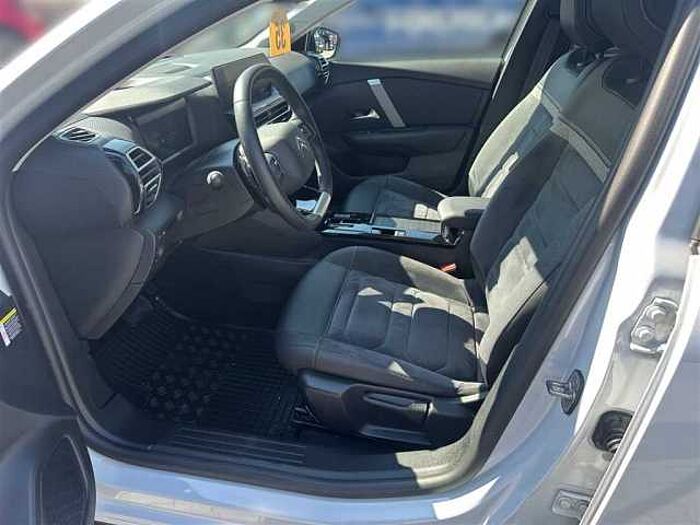 Citroen C4 PureTech LED Leder Kamera CarPlay SHZ Klimaauto uvm.