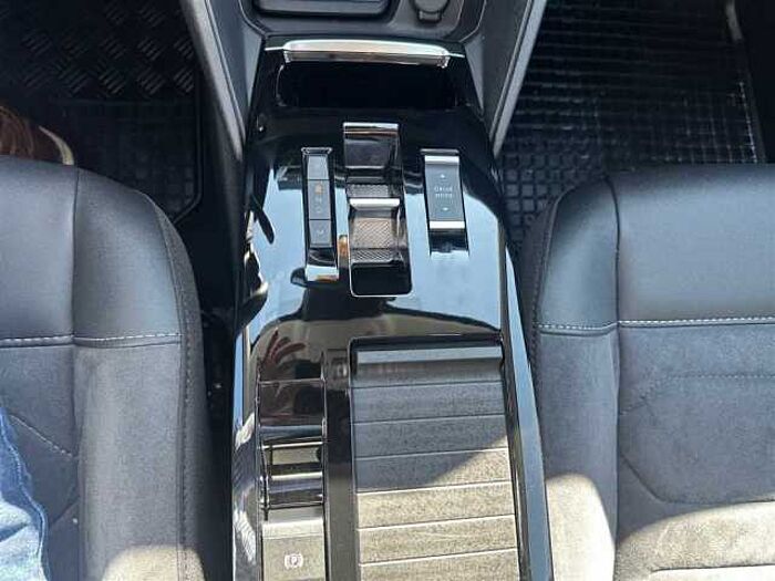 Citroen C4 PureTech LED Leder Kamera CarPlay SHZ Klimaauto uvm.