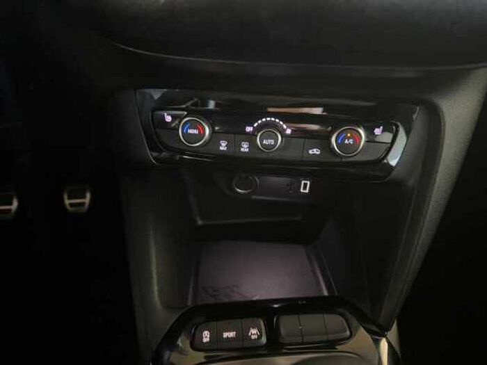Opel Corsa GS mit Kamera Parkpilot Sitzheizung Klimaautomatik