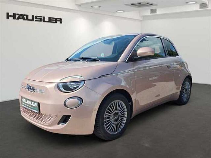 Fiat 500 mit Rückfahrkamera, Sitzheizung, Parksensoren hi. und vo.