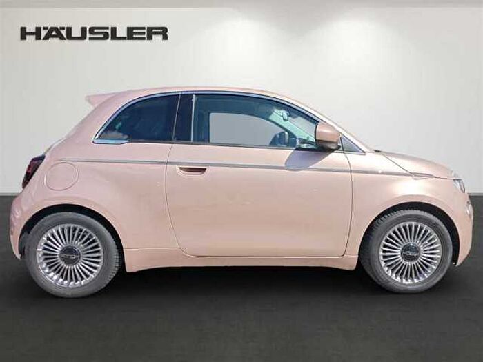 Fiat 500 mit Rückfahrkamera, Sitzheizung, Parksensoren hi. und vo.
