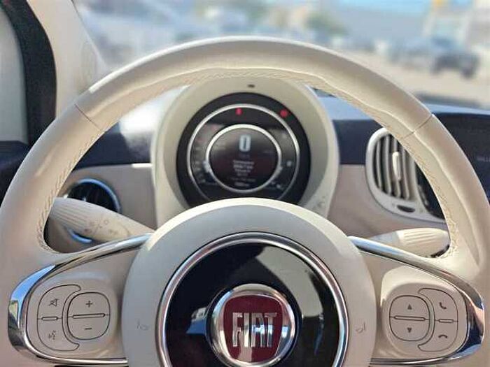 Fiat 500C 1.0 GSE Hybrid mit Teilleder, Parksensorik, Tempomat
