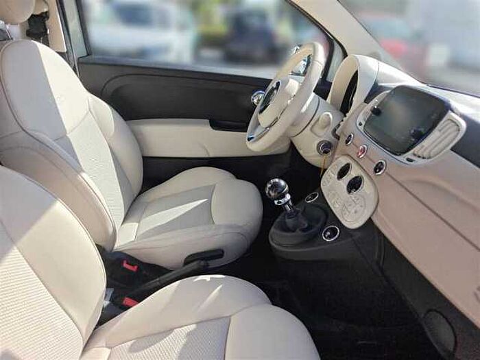 Fiat 500C 1.0 GSE Hybrid mit Teilleder, Parksensorik, Tempomat