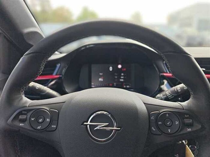Opel Corsa 1.2 mit Rückfahrkamera, Lenkradheizung, Sportsitze