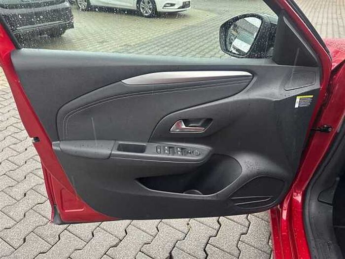 Opel Corsa GS 130Ps Automatik Panorama LED PDC SHZ Carplay uvm.