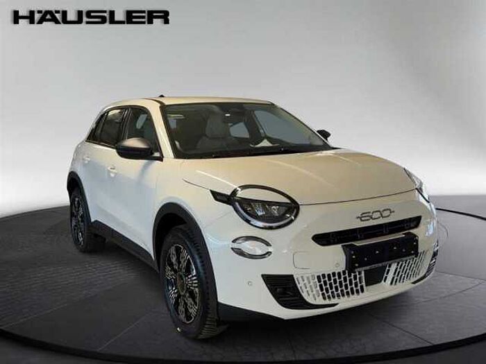 Fiat 600 BUSINESS Edition Navi Kamera Sitzheizung
