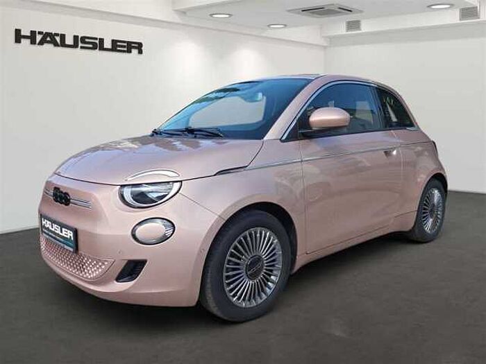 Fiat 500 mit Rückfahrkamera, Navi, ACC