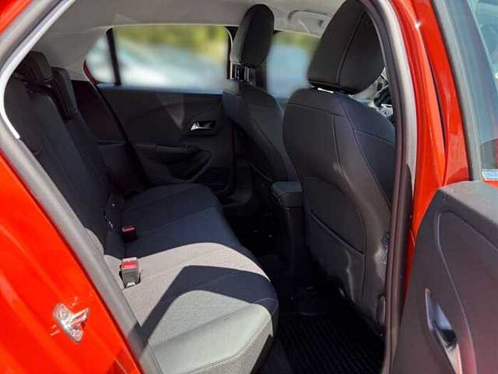 Opel Corsa 1.2 Elegance mit Rückfahrkamera, Sitzheizung, Android Auto