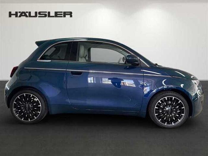 Fiat 500e La Prima Kamera PDC SHZ Pano