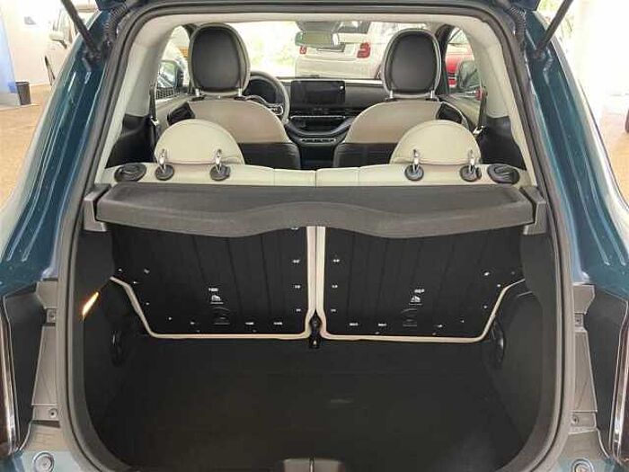 Fiat 500e La Prima Kamera PDC SHZ Pano