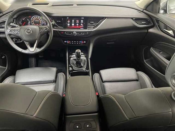 Opel Insignia Innovation 2.0 Navi SHZ Massagesitz Kamera 4x4