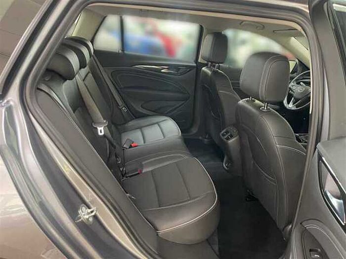 Opel Insignia Innovation 2.0 Navi SHZ Massagesitz Kamera 4x4