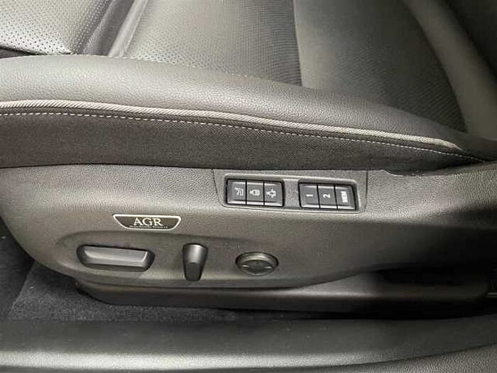 Opel Insignia Innovation 2.0 Navi SHZ Massagesitz Kamera 4x4